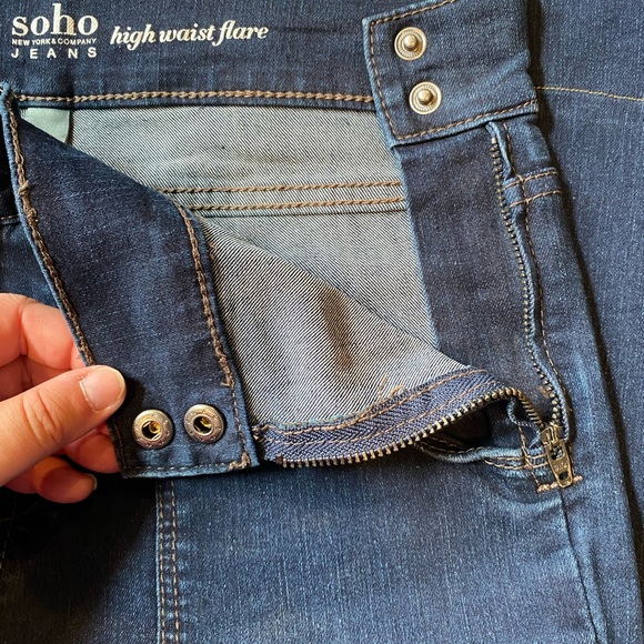 High waist flare jeans - Picture 3 of 6